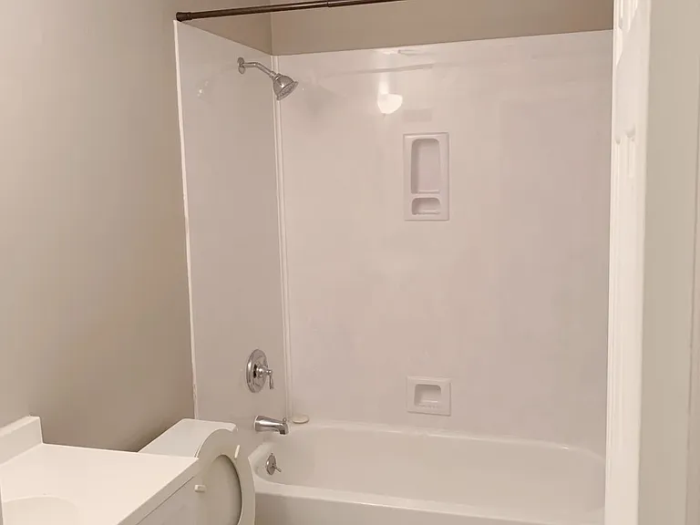 1435 Shirley St #2 — Photo 5