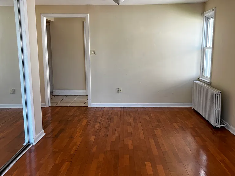 173 Bradley Ave #2 — Photo 5
