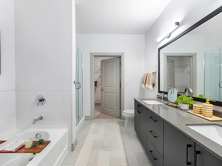 Luca Apartments — Photo 11