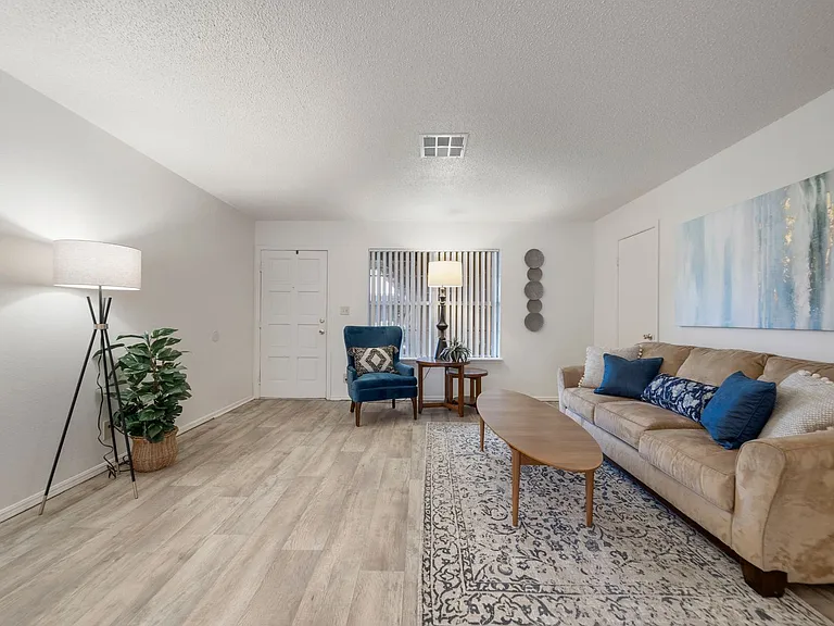Park Villas Apartments — Photo 53