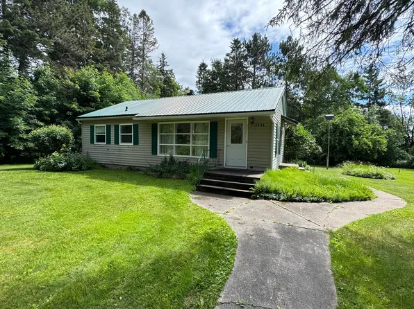 2699 Minneapolis St, Sault Sainte Marie, MI 49783