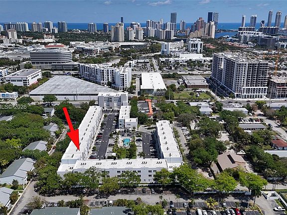 2nd image of 2555 193rd St #2122