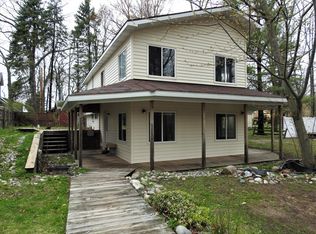 200 Turtle Trl, Houghton Lake, MI 48629