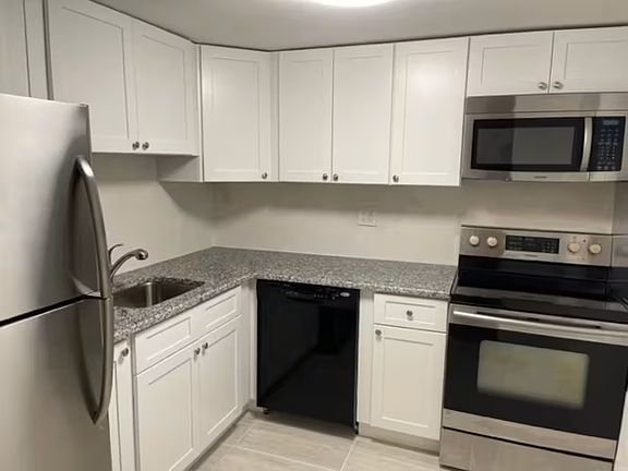 5th image of 1500 Virginia Ave Floor 1
