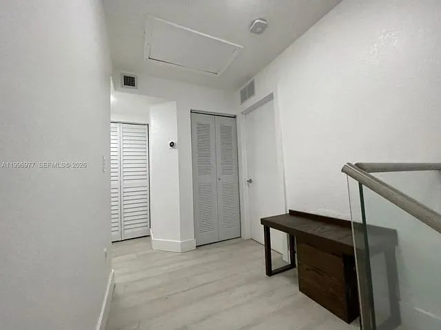 325 NW 19th Ln — Photo 16