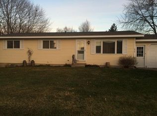 918 W Broadway St, Viroqua, WI 54665