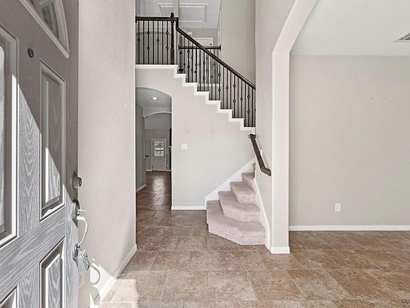5th image of 16026 Rustlers Trail Ln