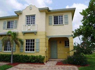 1120 Lucaya Dr, Riviera Beach, FL 33404