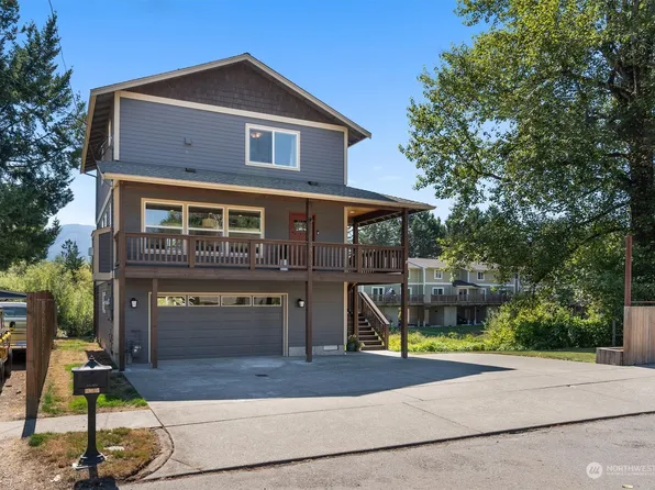 38333 SE Maple Street, Snoqualmie, WA 98065