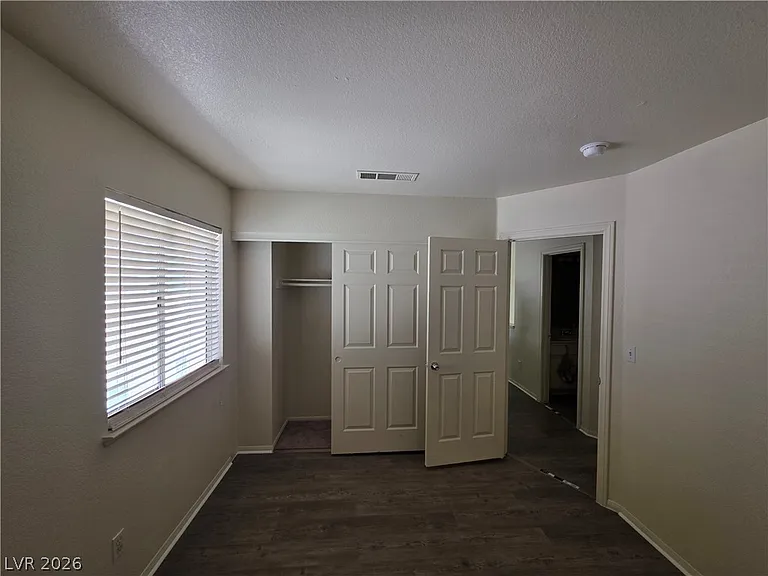 8008 Dover Shores Ave — Photo 20