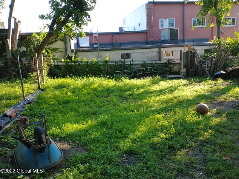 5th image of 845 Livingston ave Avenue