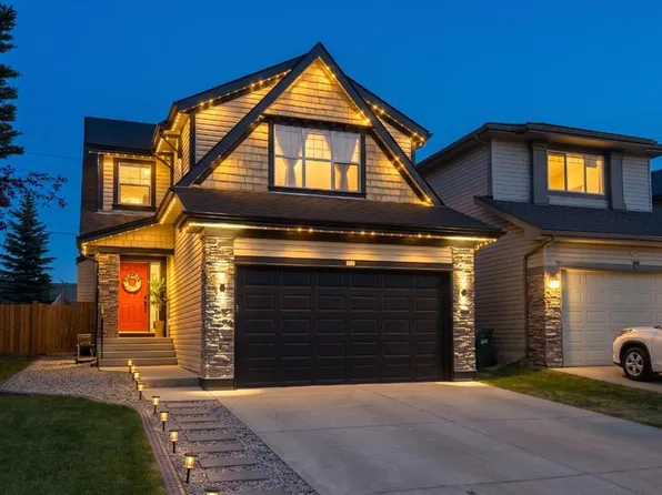 47 N Chapman Cir SE, Calgary, AB T2X 3T8