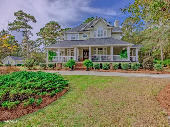 240 Country Club Drive, Wallace, NC 28466