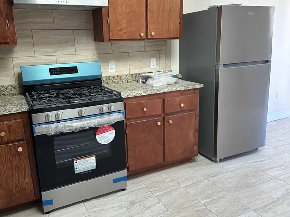 (undisclosed Address), Revere, MA 02151