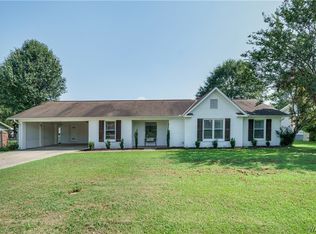 3969 Brentwood St, Northport, AL 35475