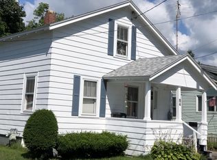 84 Park St, Gloversville, NY 12078
