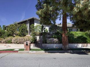 20655 Chatsworth St, Chatsworth, CA 91311