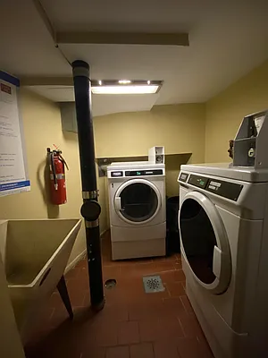 Rented by City Connections Realty | media 9