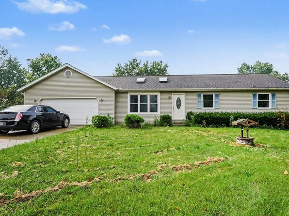 24320 Lynn Dr, Elkhart, IN 46517