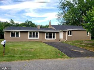 1870 Murray Dr, Williamstown, NJ 08094