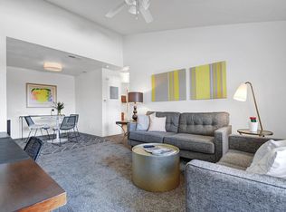 222 N Calle El Segundo APT 536, Palm Springs, CA 92262