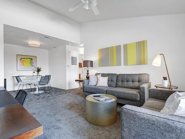 222 N Calle El Segundo APT 536, Palm Springs, CA 92262
