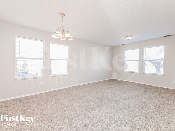 5th image of 4519 Green Meadow Dr