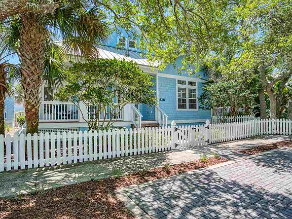 3rd image of 828 Ocean Palm Way