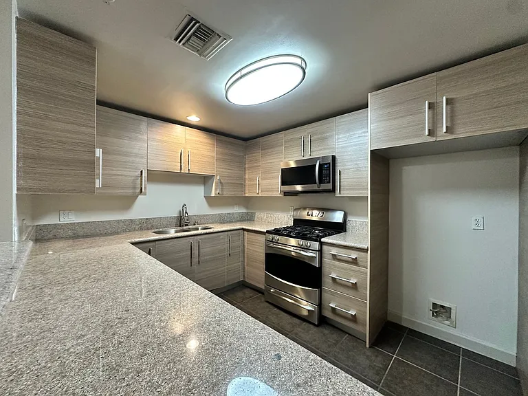Vista Del Sol - Burbank — Photo 10