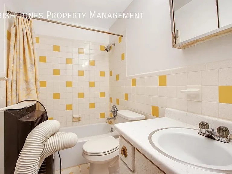 1160 Indian Church Rd #1 — Photo 11