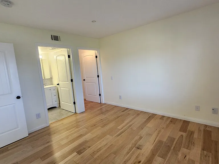 3843 Cassini Cir #4 — Photo 11