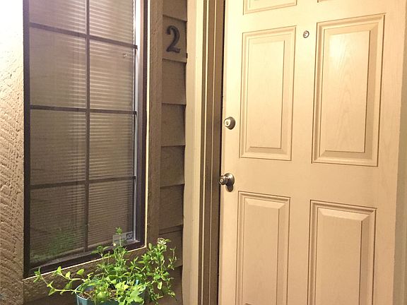 2nd image of 105 S Neyland Ave APT 2