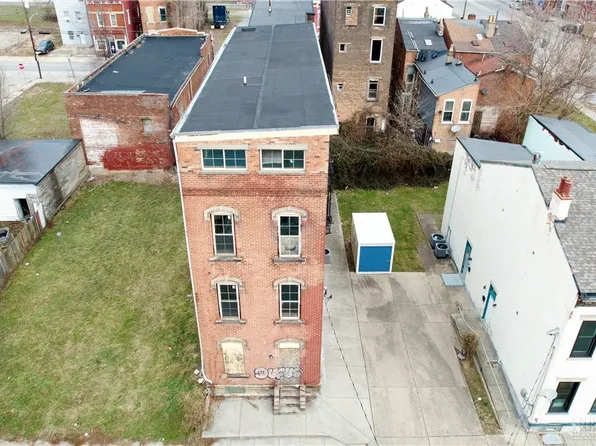 818 Livingston St, Cincinnati, OH 45214