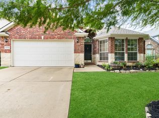11752 Wild Pear Ln, Fort Worth, TX 76244