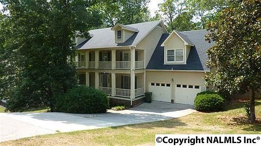 3rd image of 15023 Leafmore Dr SE