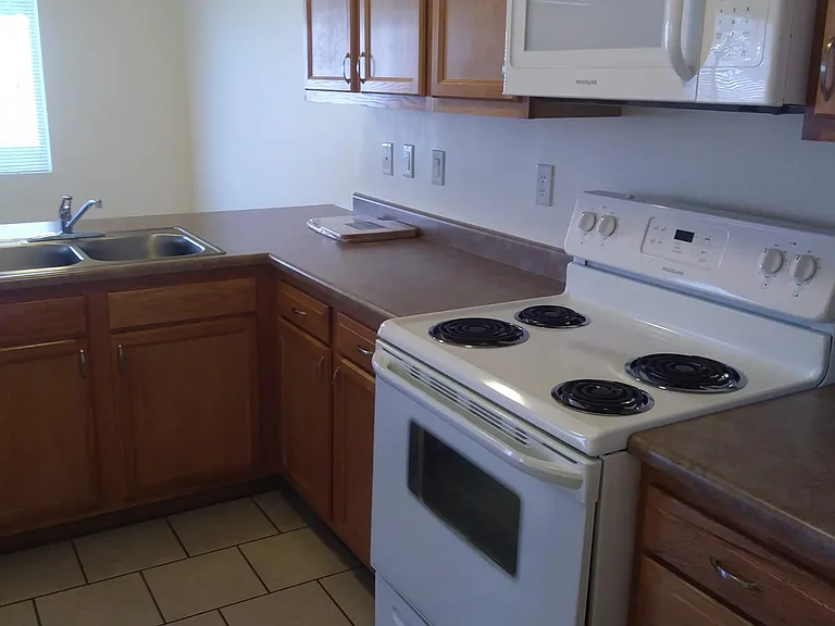 89 E Cliff House Dr #A — Photo 4