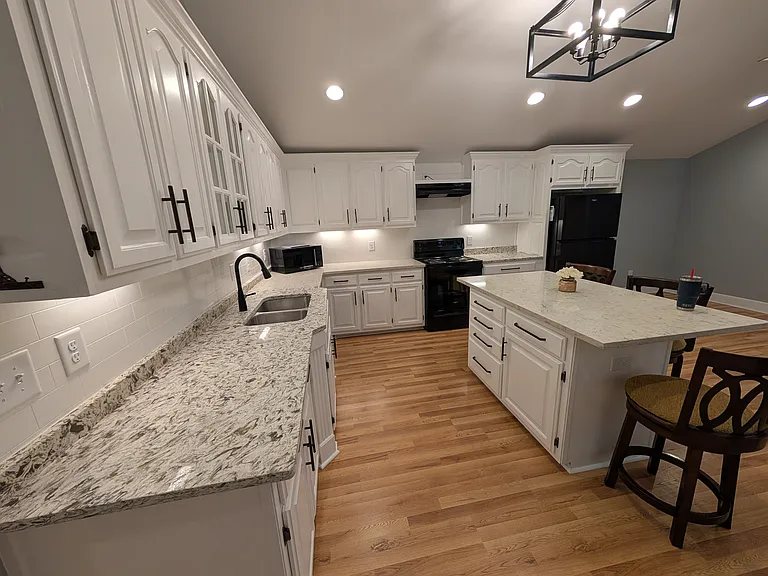 131 River Rd — Photo 3