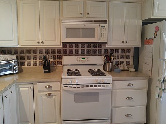 4th image of 23 Glenfield Dr