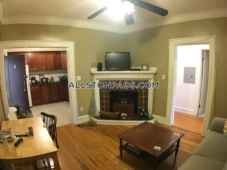 21 Park Vale Ave — Photo 8