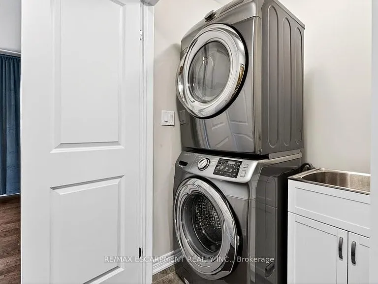 377 Glancaster Rd #16 — Photo 39