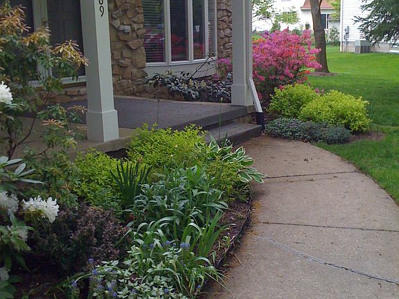 2nd image of 2089 White Oak Dr