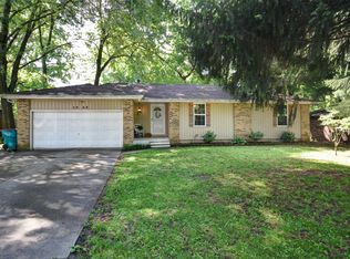 2068 S Suprema Ave, Springfield, MO 65807