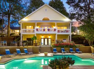 198 Autumn Ridge Trl, Roswell, GA 30076