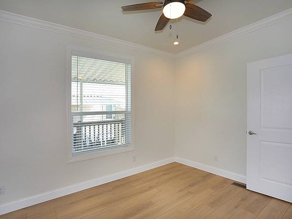 5th image of 129 La Ronda