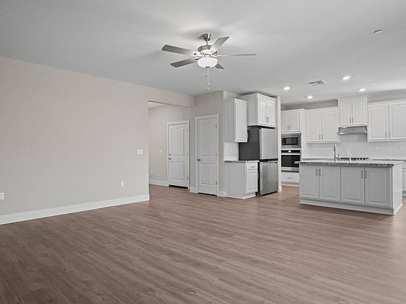 5th image of 2079 Rustic Oak Lane