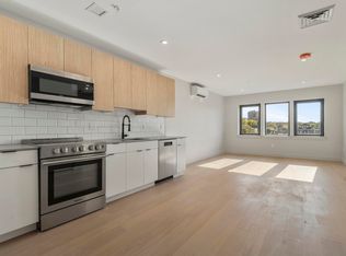 75 Chestnut St #604, Portland, ME 04101