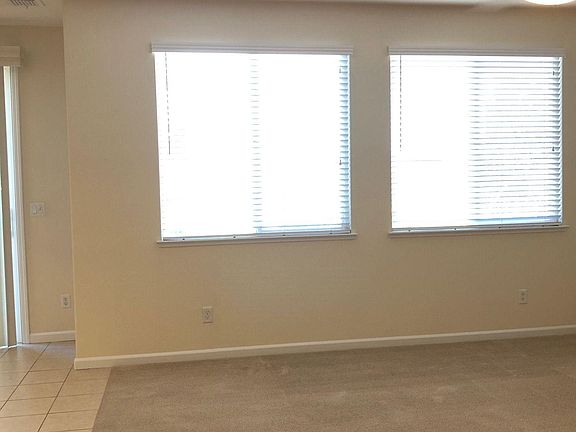 4th image of 2387 Dunsley Cir