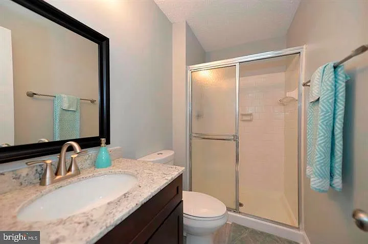109 Fort Evans Rd SE #C — Photo 11