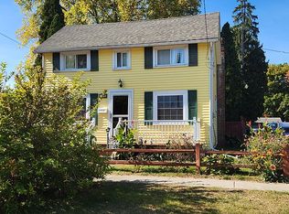 216 Bush St, Howell, MI 48843