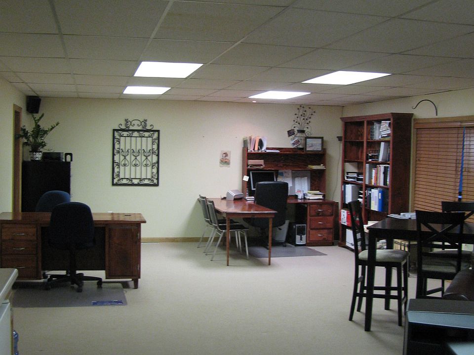 2nd image of 801 W Bradley Ave Ste 5